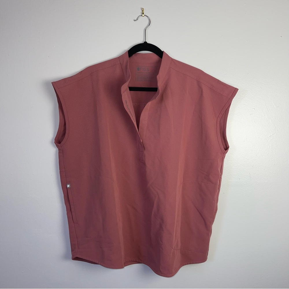 FIGS Technical Collection - Rafaela Vest - Size L - Mauve - Medical Scrub